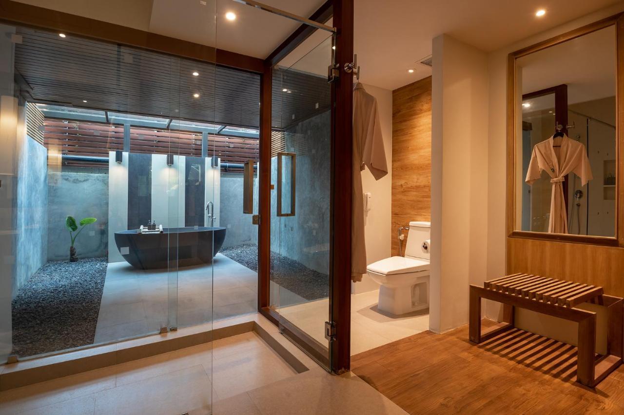 Chaweng Regent Beach Resort Zewnętrze zdjęcie Bathroom at The Standard, Bangkok Sukhumvit