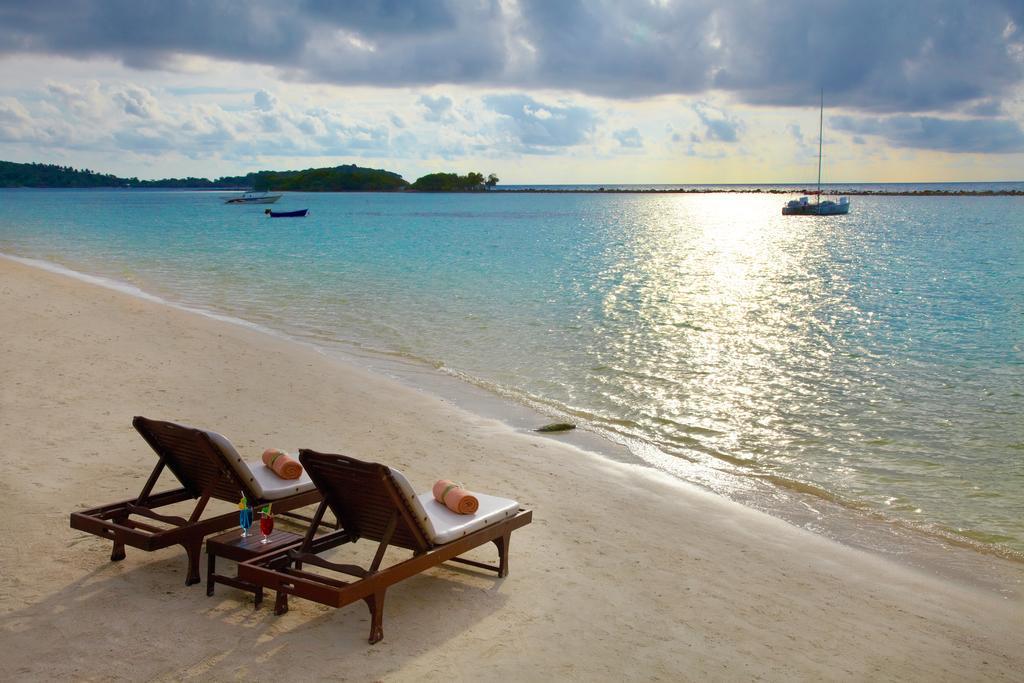 Chaweng Regent Beach Resort Zewnętrze zdjęcie Beach at Sandals Halcyon Beach